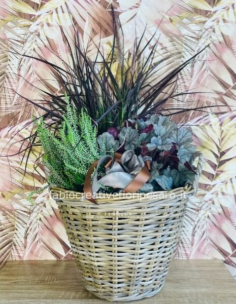 Composizione “Miracolo d’Autunno” – Mix di piante da esterno in cesto di vimini 🍂🧺